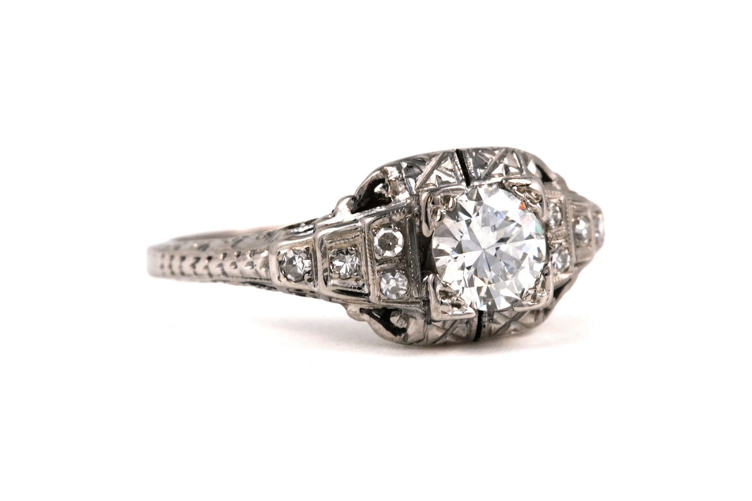 Bague en or blanc et diamants