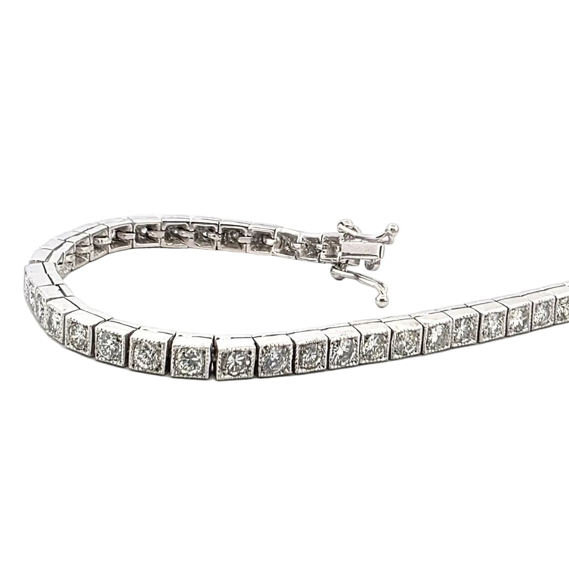 Bracelet Ligne en platine et diamants