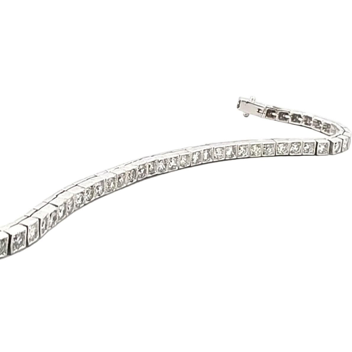 Bracelet Ligne en platine et diamants