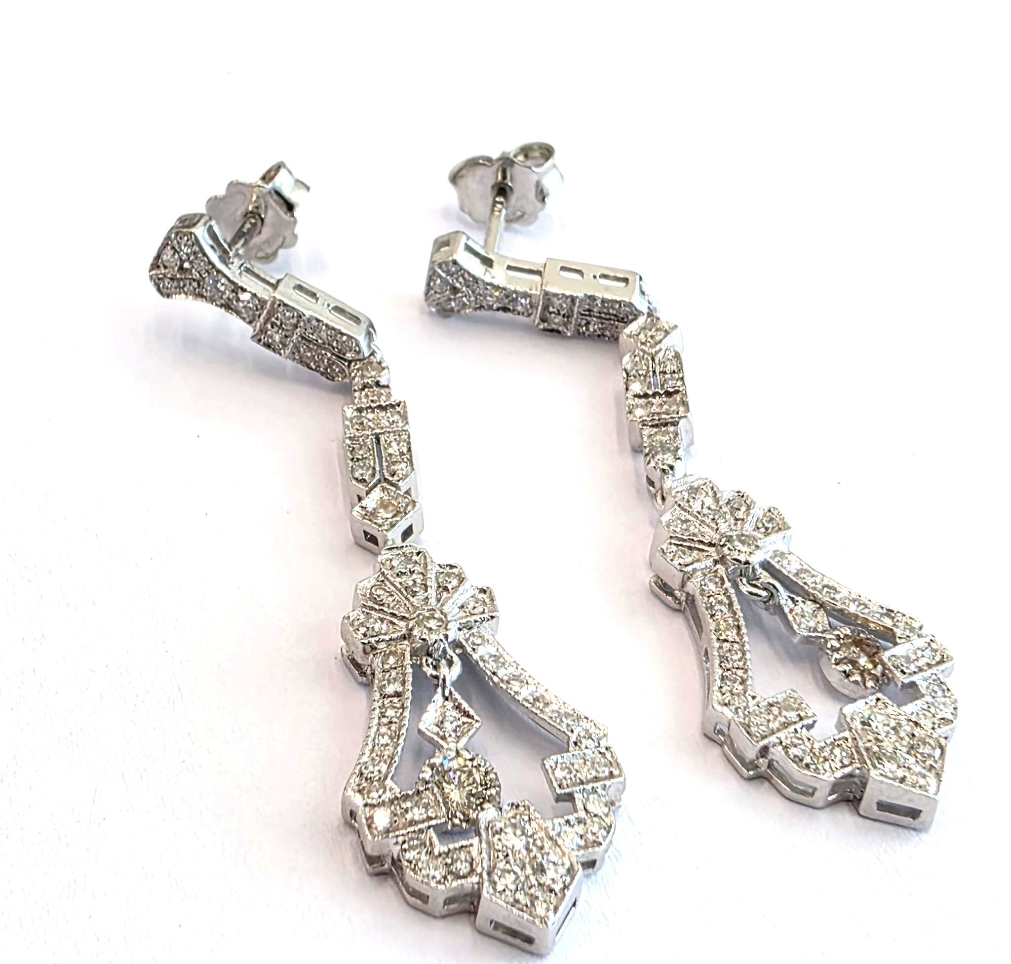 Boucles d'oreilles Pendantes en or blanc et diamants