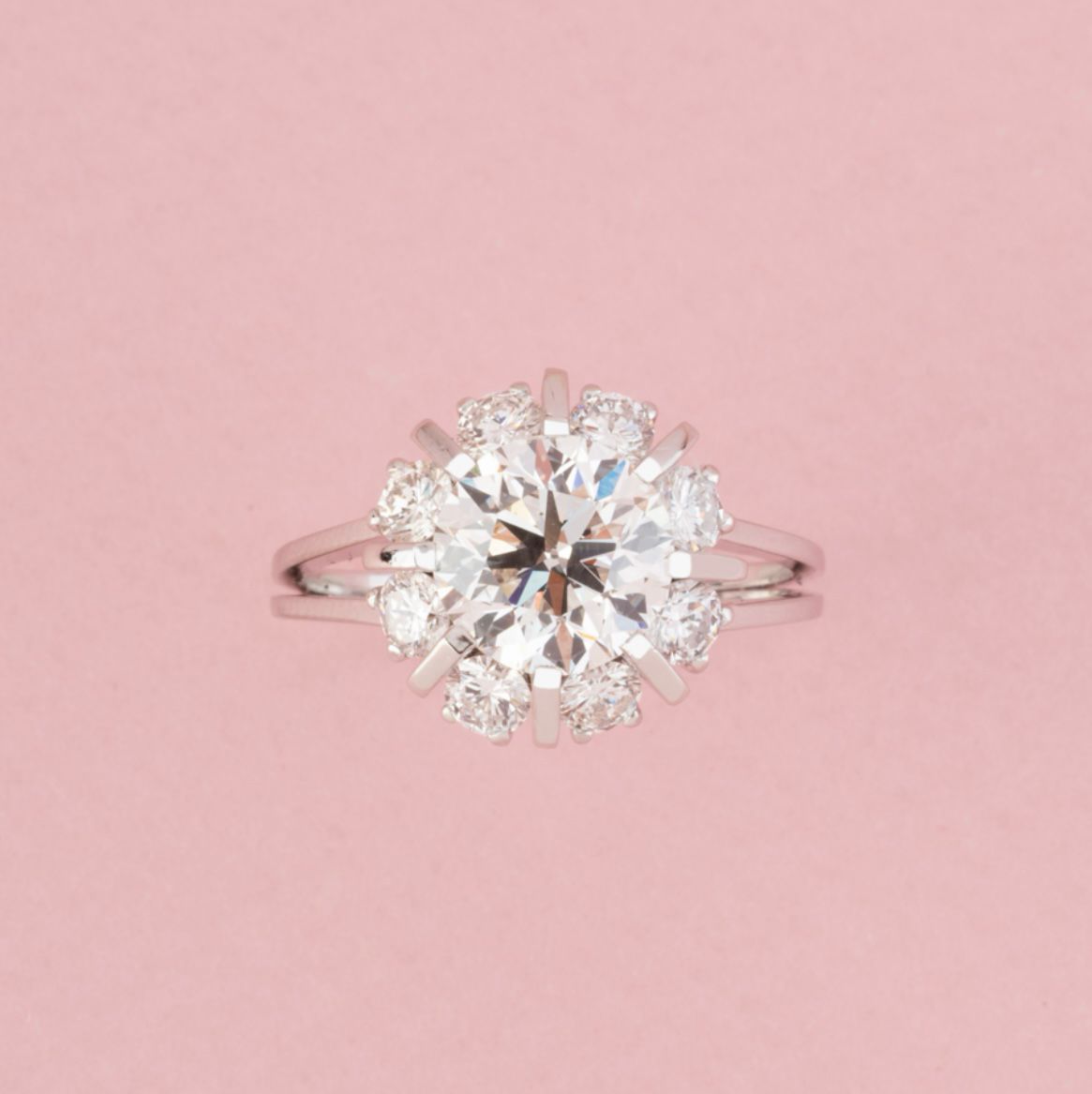 Bague Marguerite en platine et diamants