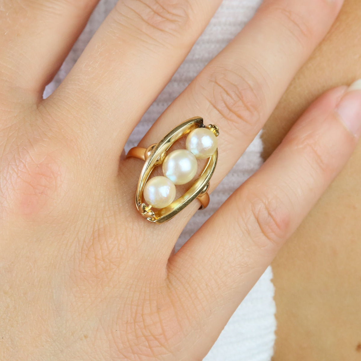 Bague Trilogie en or jaune et perles