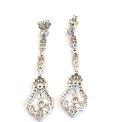 Boucles d'oreilles Pendantes en or blanc et diamants