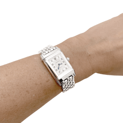 Montre Jaeger Lecoultre, "Reverso", acier et diamants.
