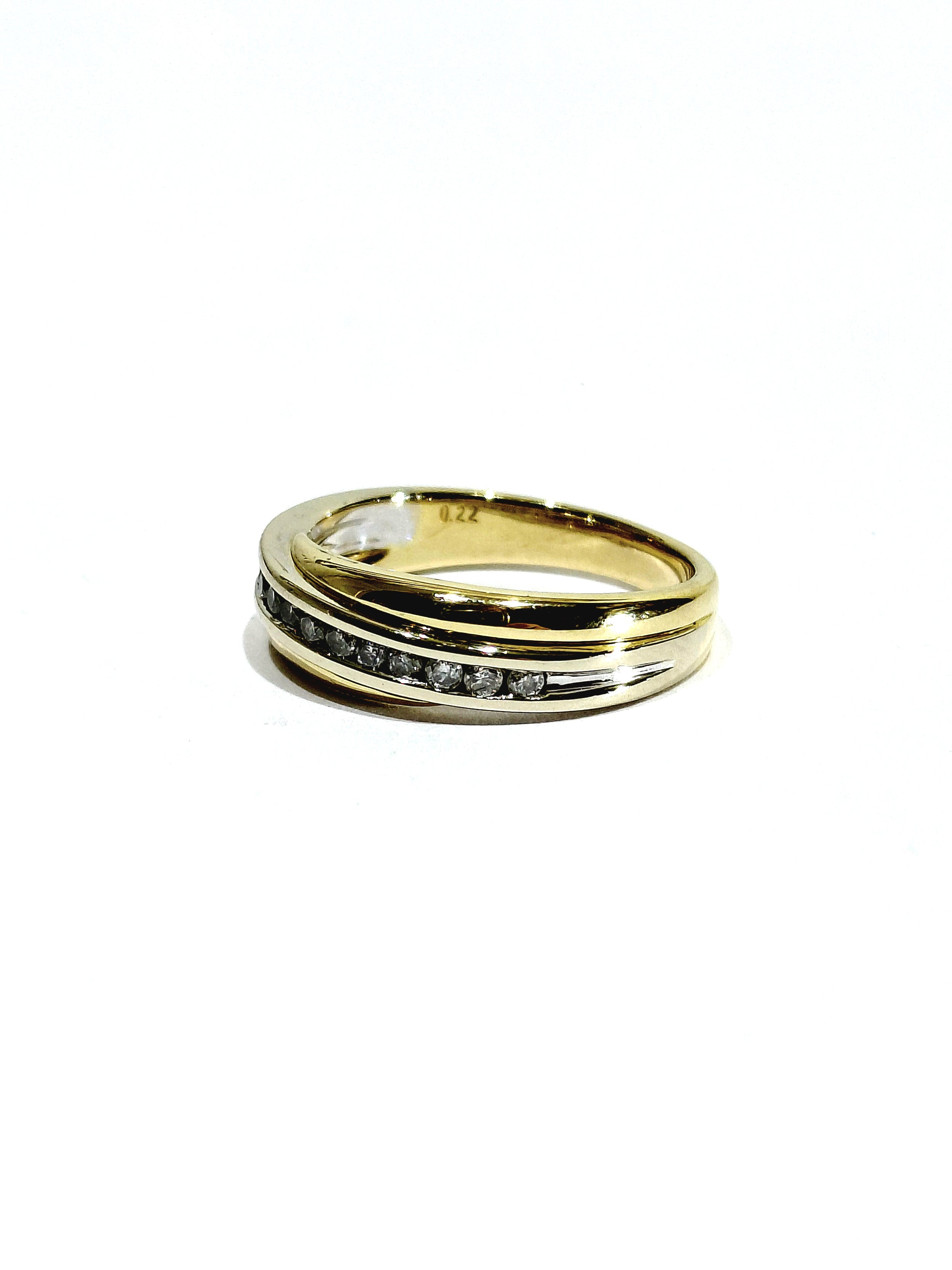 Bague en or jaune et diamants