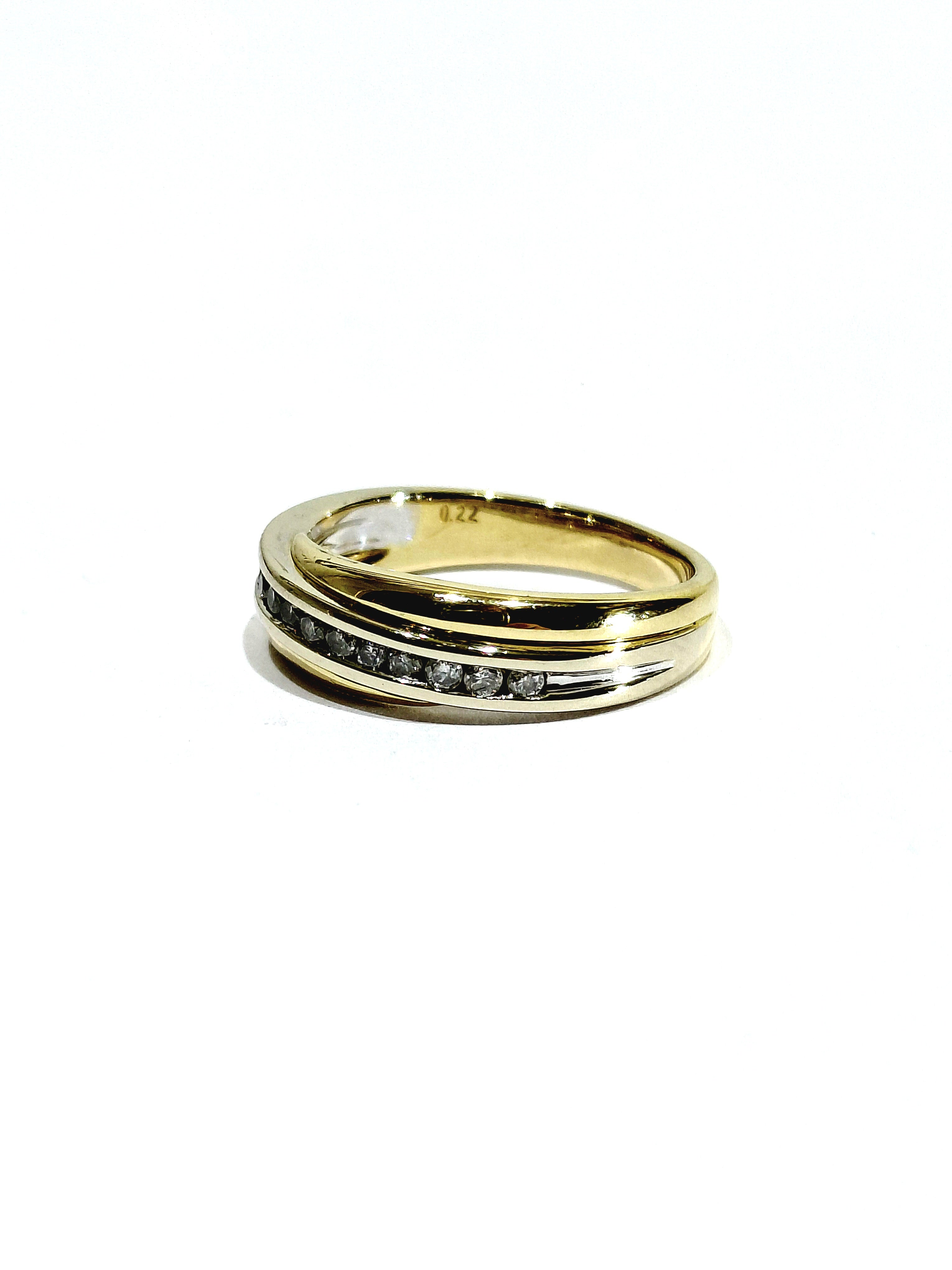 Bague en or jaune et diamants