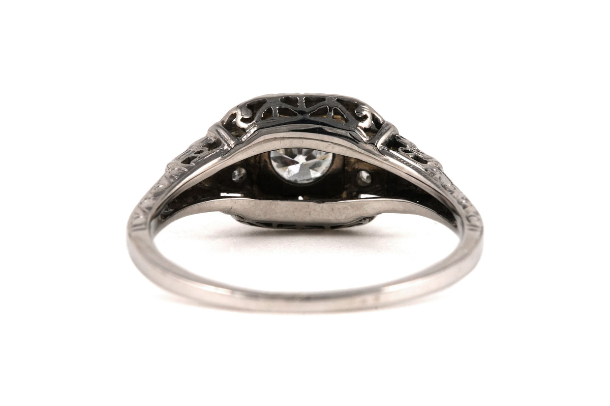 Bague en or blanc et diamants