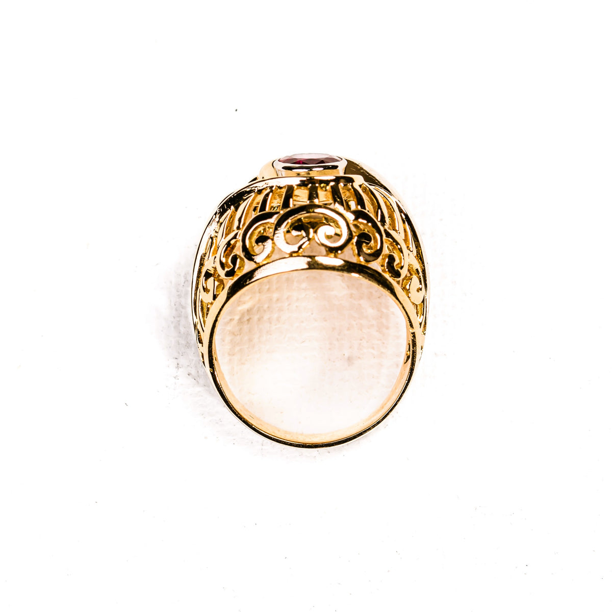 Bague Dôme ren or rose, platine et rubis