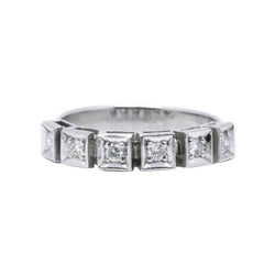 Bague Alliance en or blanc et diamants