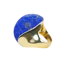 Bague Cocktail en or jaune, lapis-lazuli et diamants
