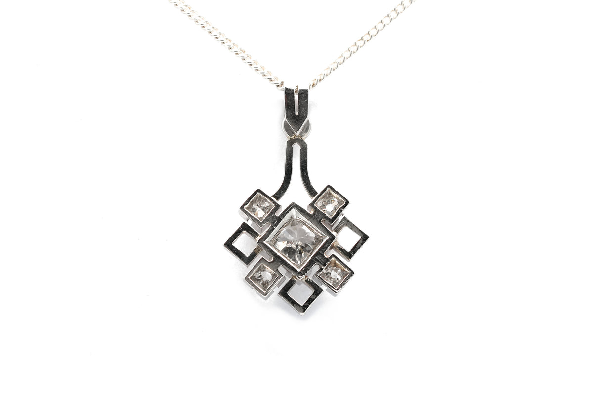 Pendentif en platine et diamants