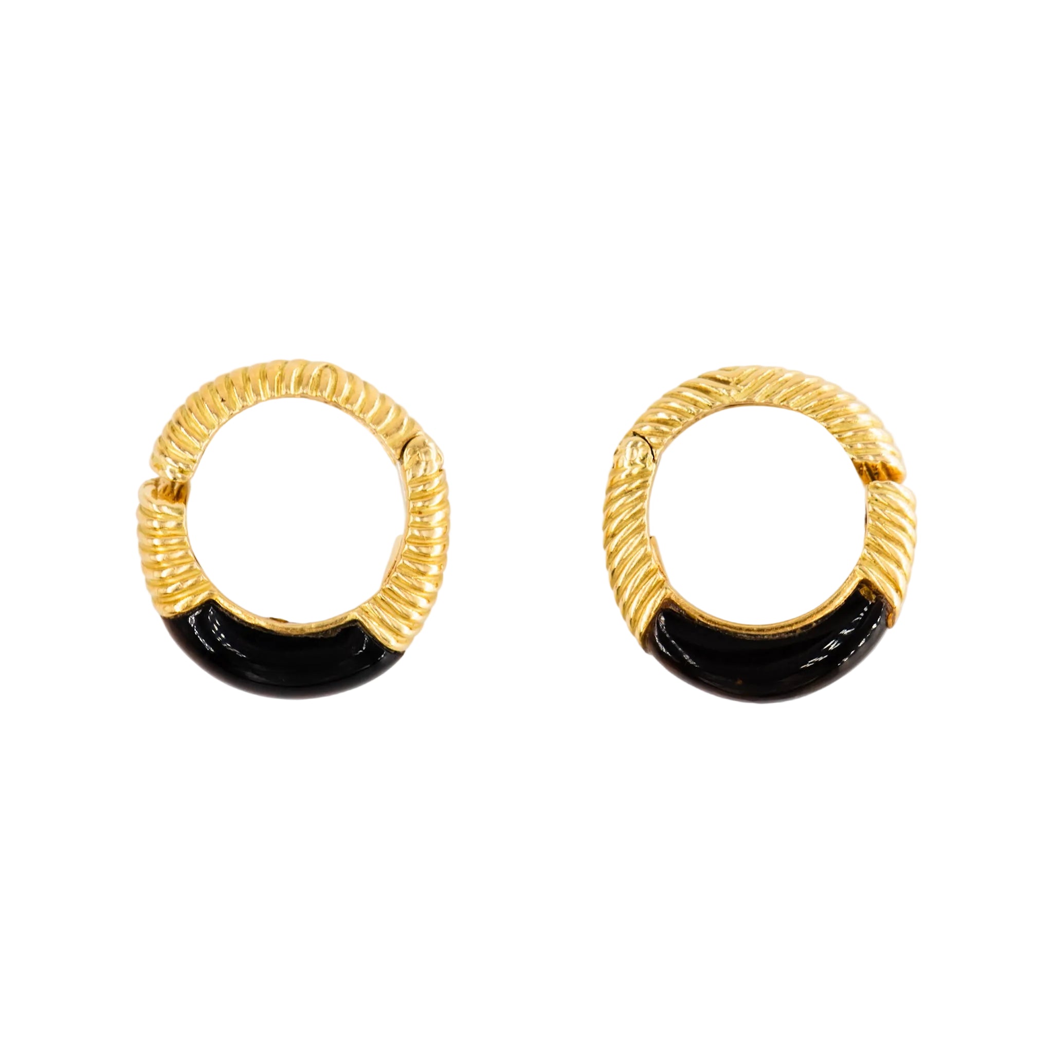 Boucles d'oreilles Créoles CHAUMET en or jaune et oeil de tigre