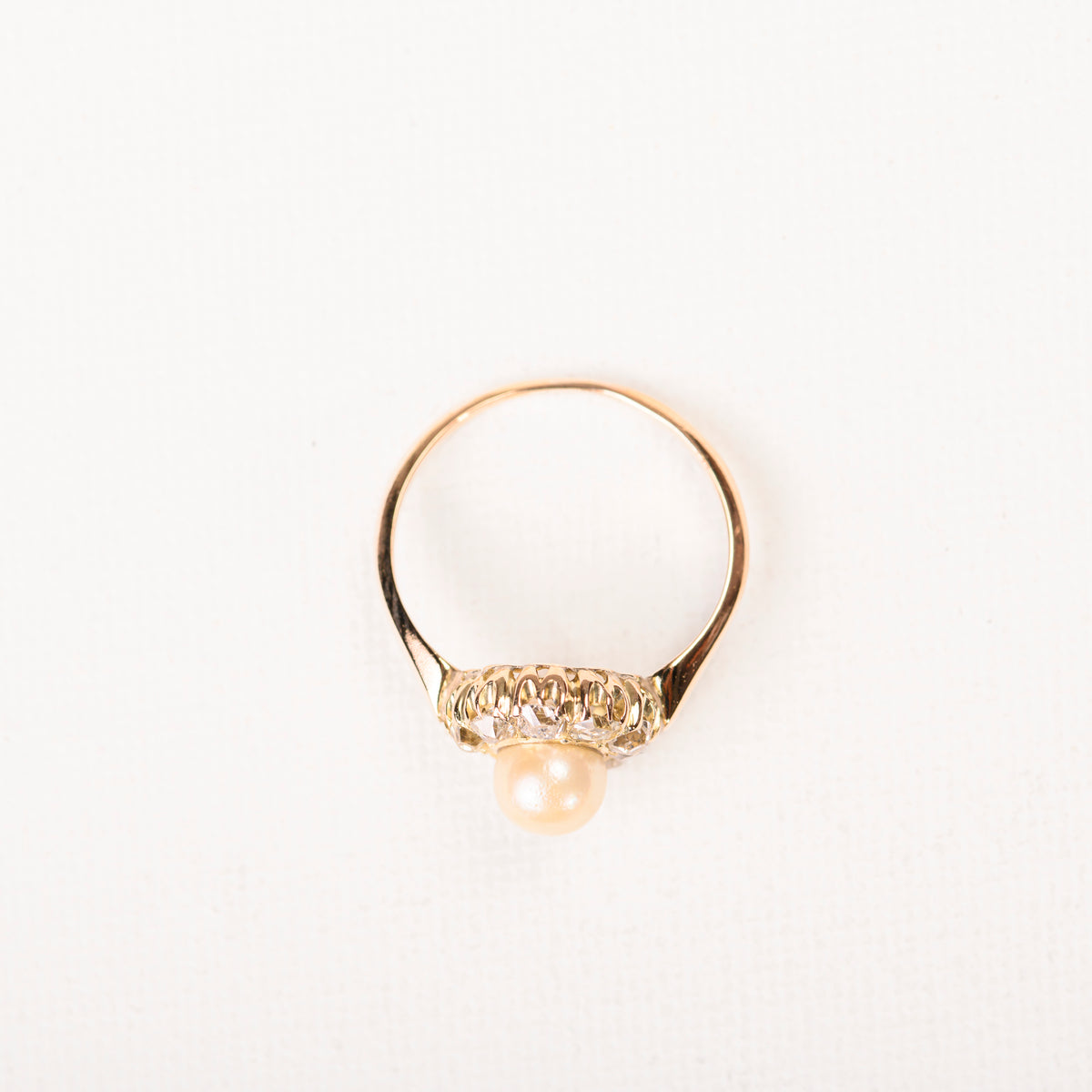 Bague Marguerite en or rose, perle et diamants
