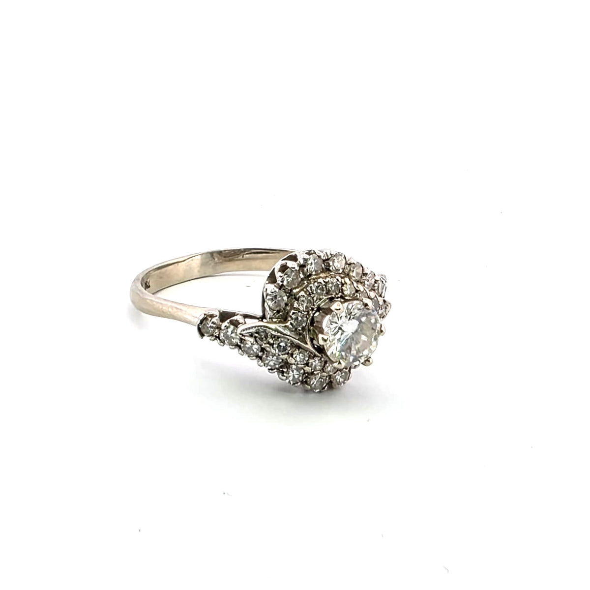 Bague en or blanc et diamants