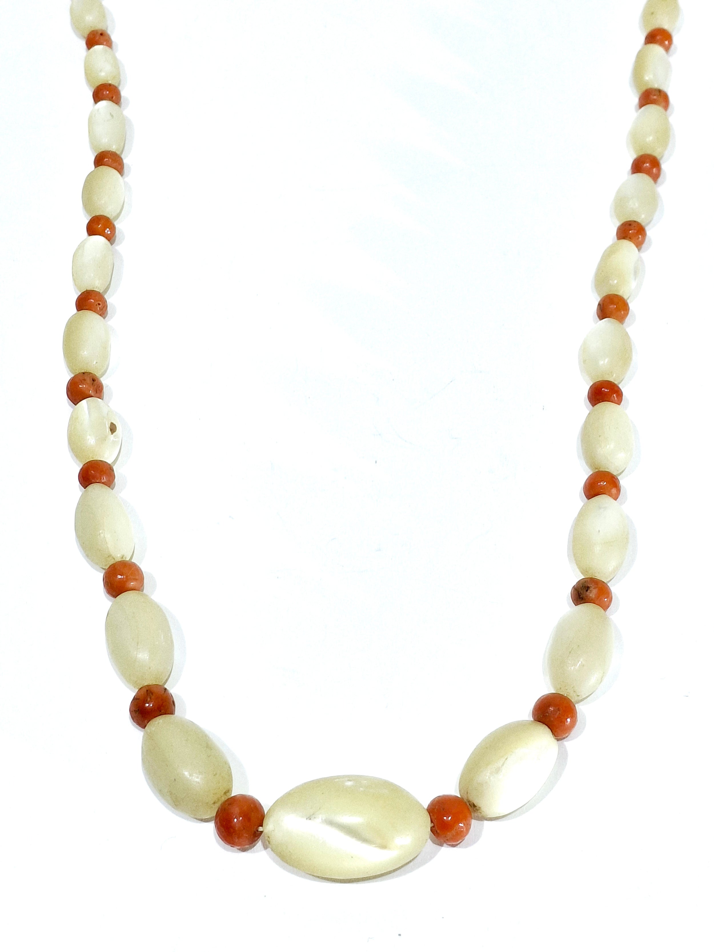Collier Perles en nacre et corail