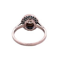 Bague Entourage en platine, saphirs et diamants