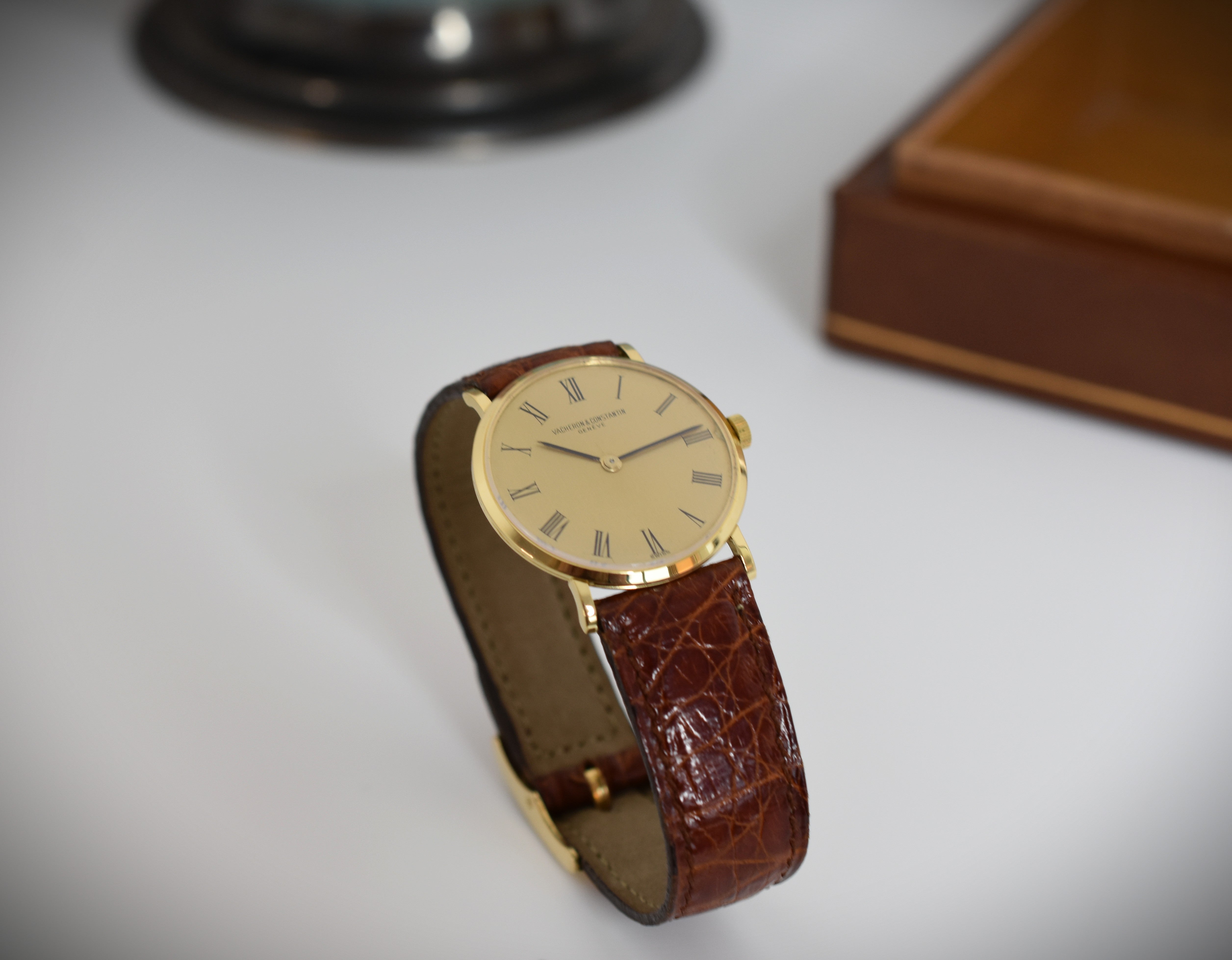 Vacheron Constantin Extra-Plate H/F Or 18 carats, équipée du mythique calibre 1003