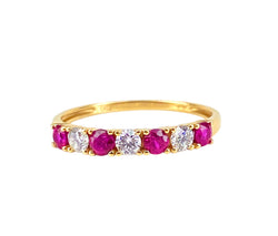 Bague Alliance en or jaune, rubis et diamants