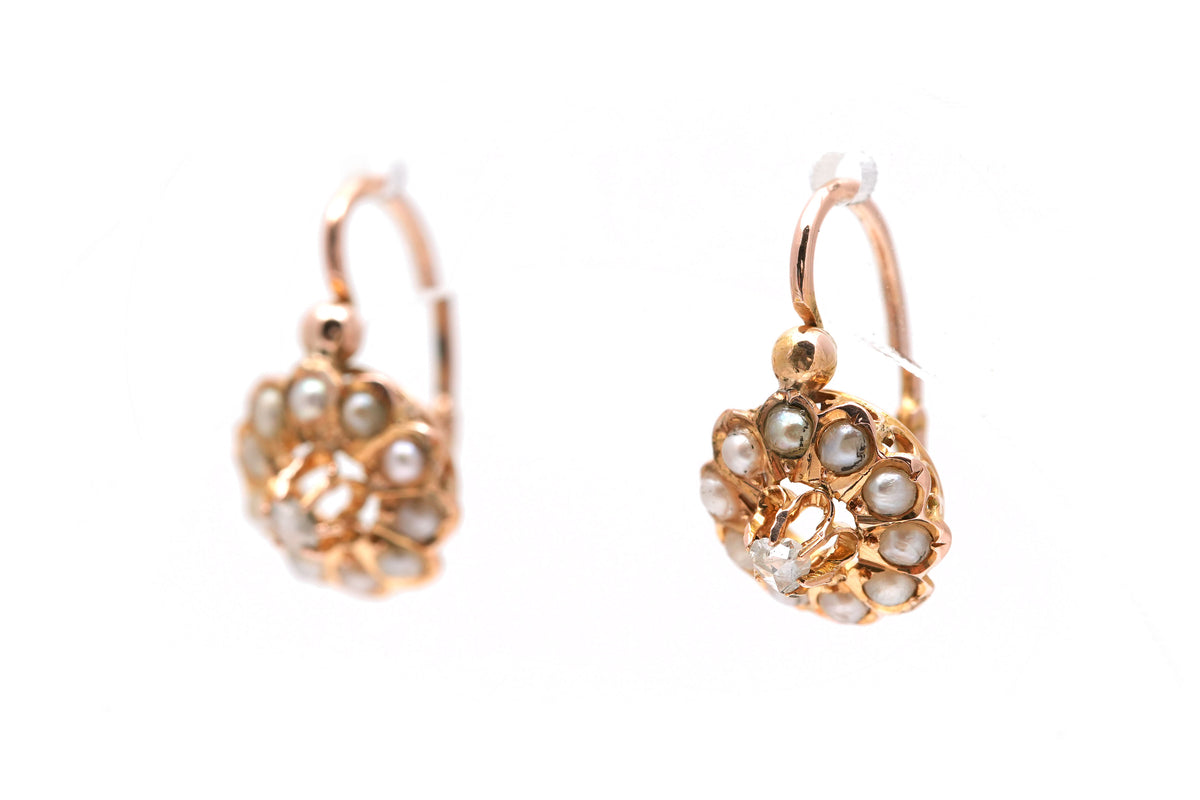 Boucles d'oreilles Dormeuses en or jaune, perles et diamants