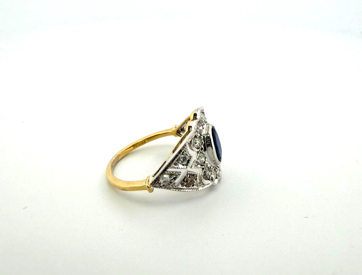 Bague Entourage en or blanc, or jaune, saphir et diamants