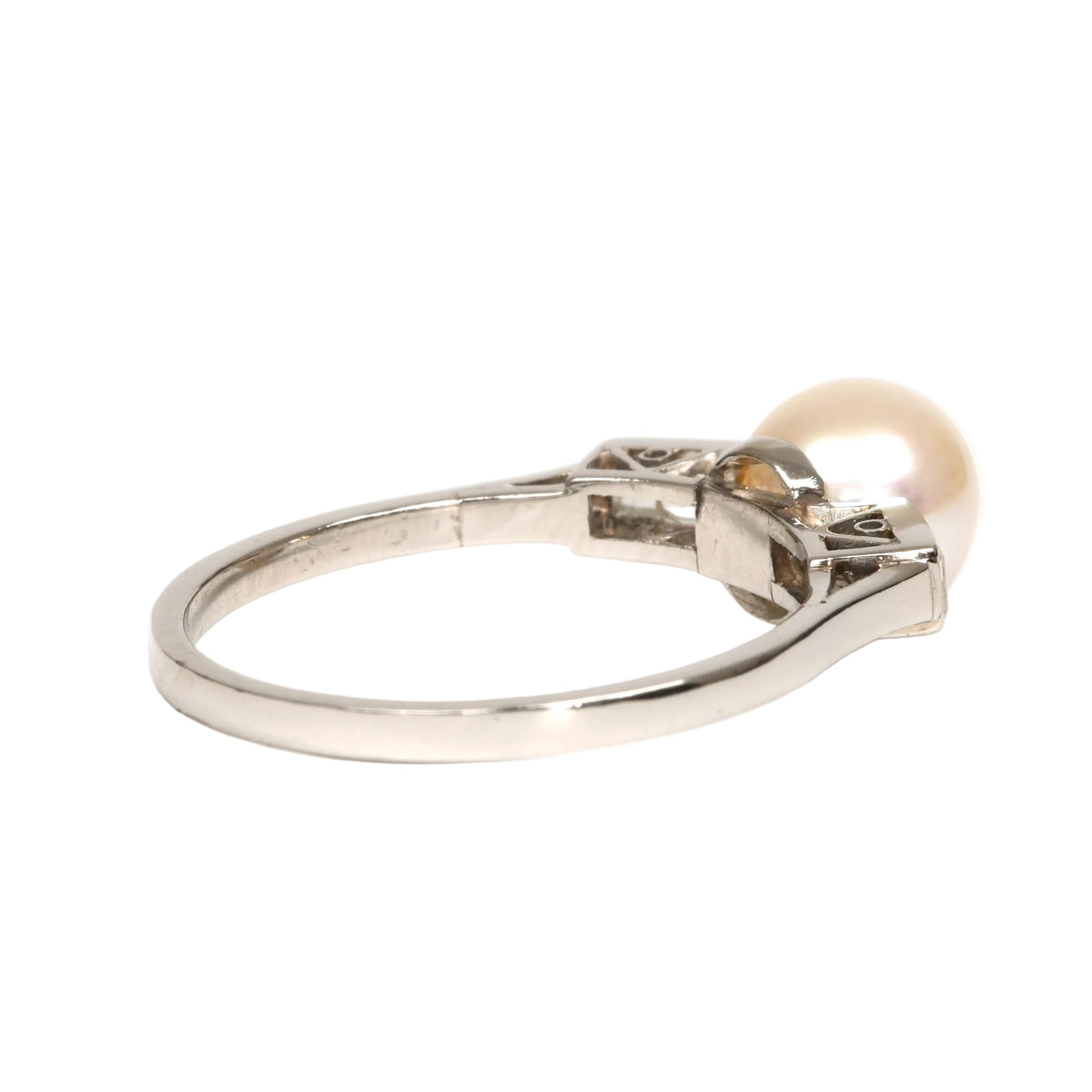 Bague Solitaire en or blanc, perle et diamants