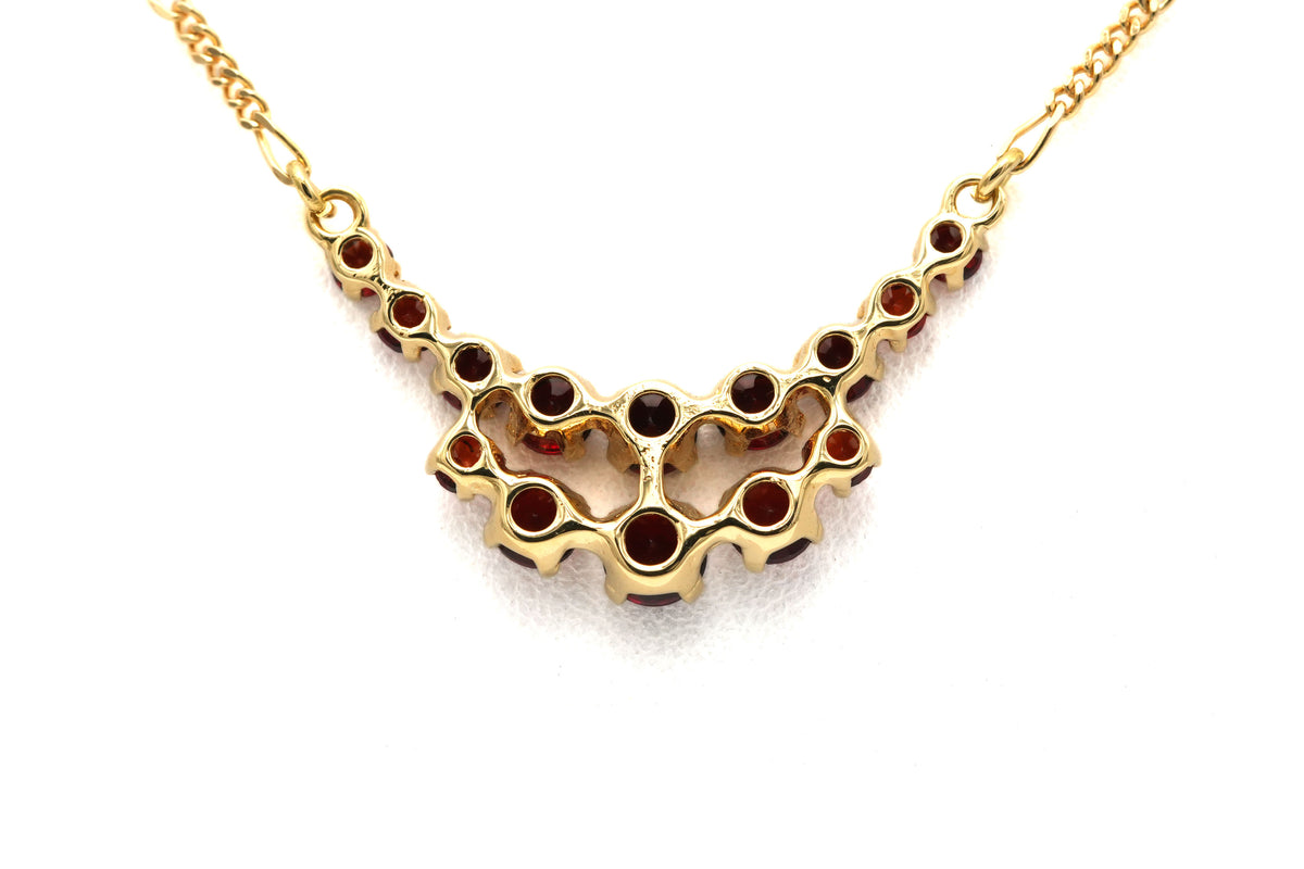 Collier Pendentif en or jaune et grenats