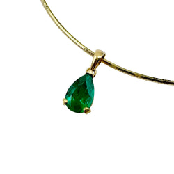 Pendentif en or jaune et émeraude