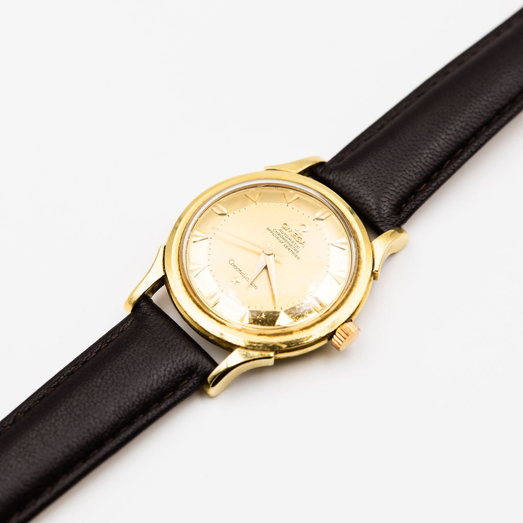 Montre OMEGA "Constellation" en or jaune et cuir