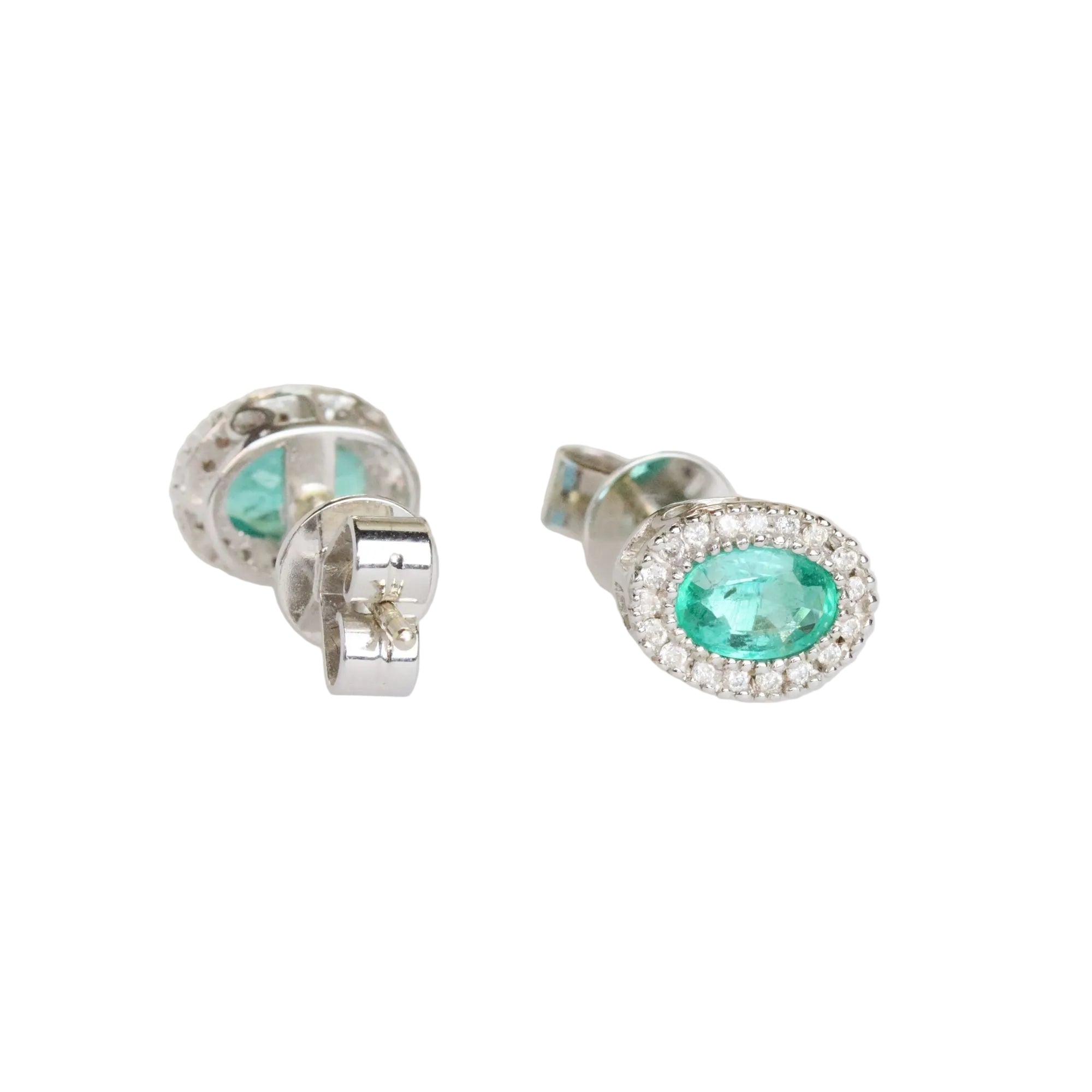 Boucles d'oreilles Puces en or blanc, émeraudes et diamants