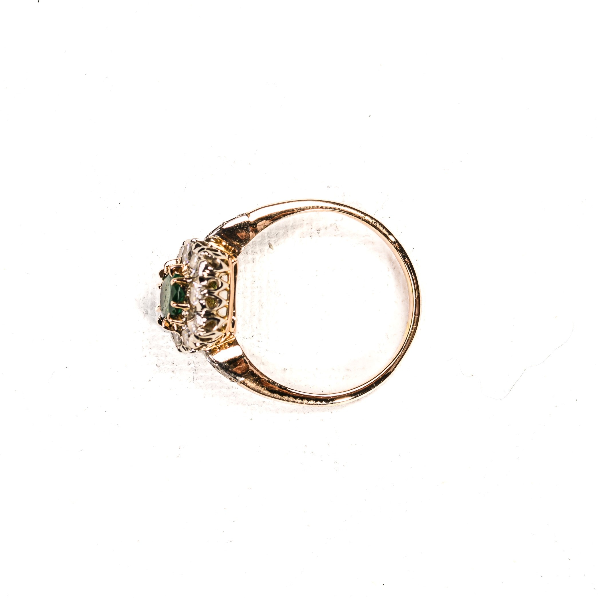 Bague Marguerite en or rose, émeraude et diamants