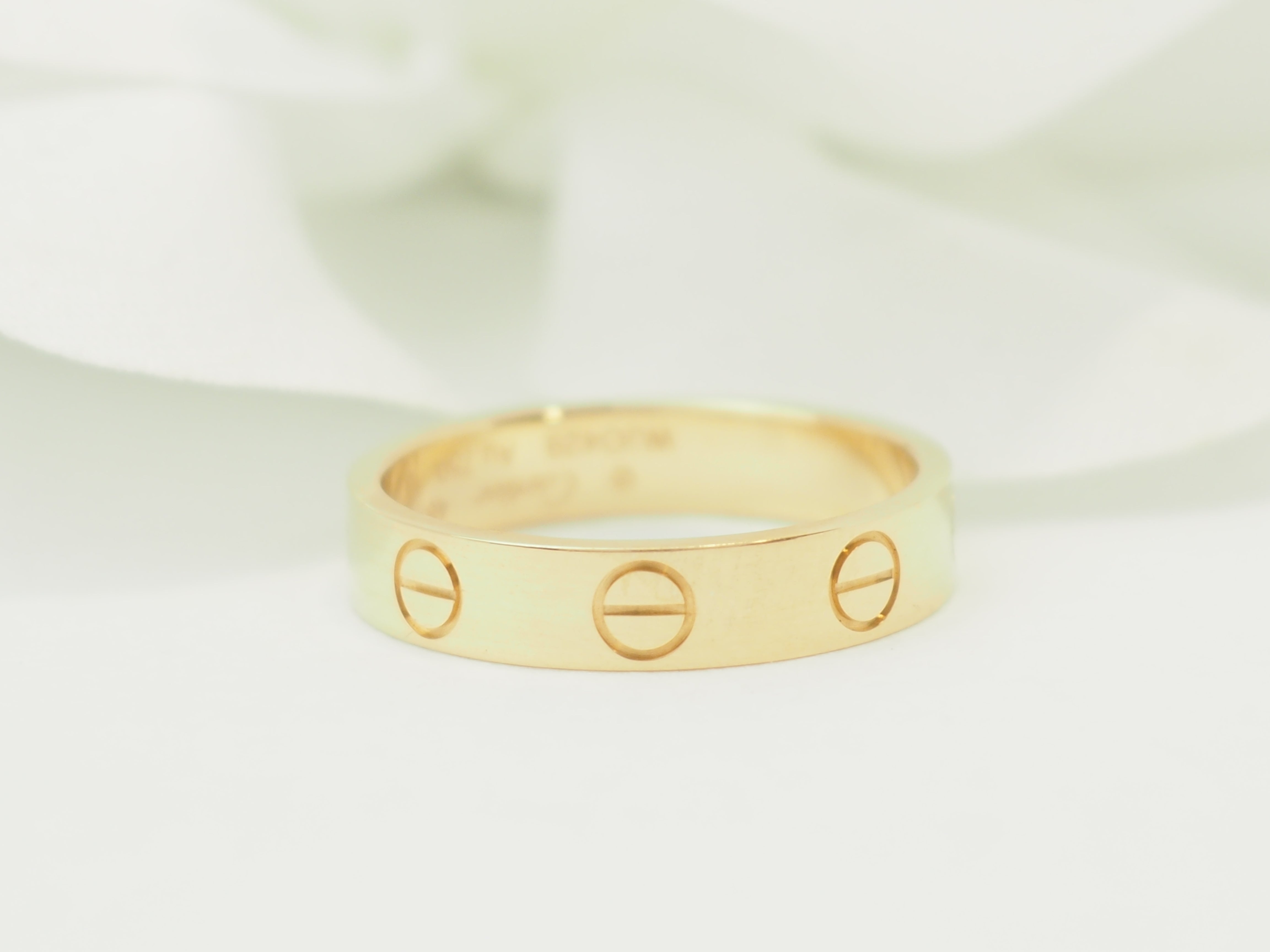 Bague Alliance CARTIER "Love" PM en or jaune