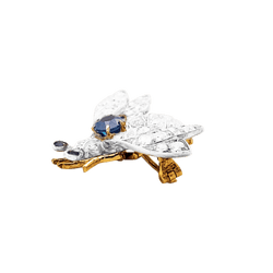 Broche ancienne "Abeille", or jaune, argent, saphir et diamants.
