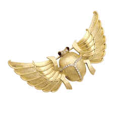 Broche "Scarabée" en or jaune, diamants et rubis.