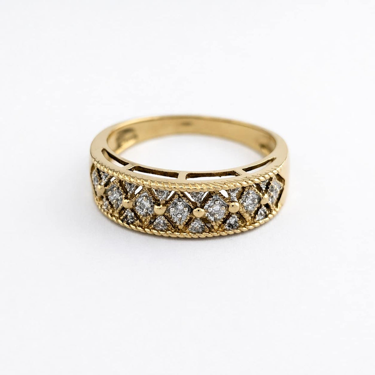 Bague Bandeau en or jaune et diamants
