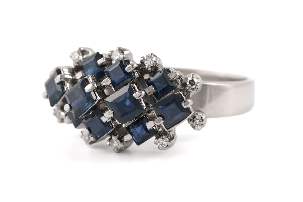 Bague en or blanc, saphirs et diamants