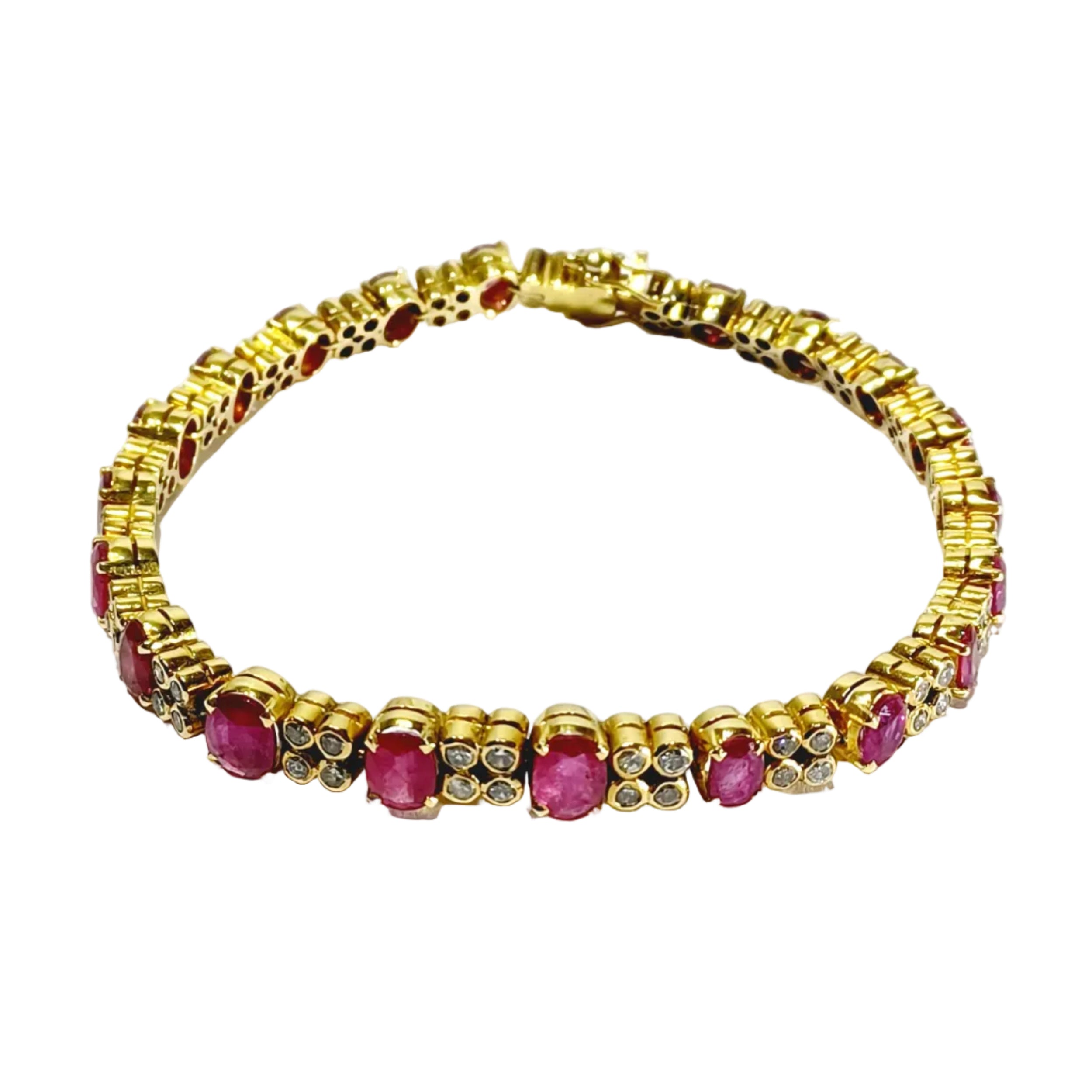 Bracelet Ligne en or jaune, rubis et diamants