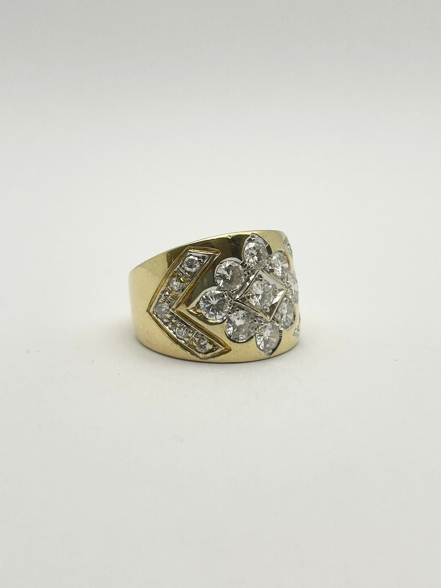 Bague Bandeau en or jaune et diamants
