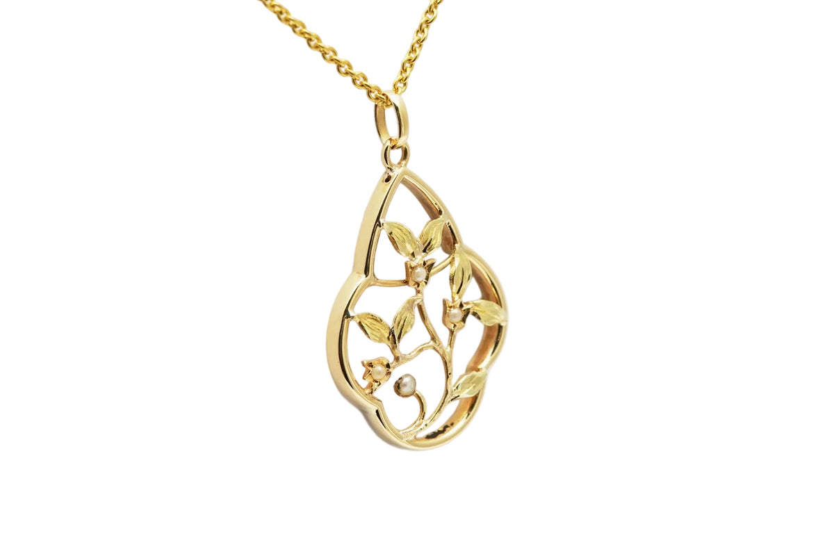 Pendentif en or jaune et perles