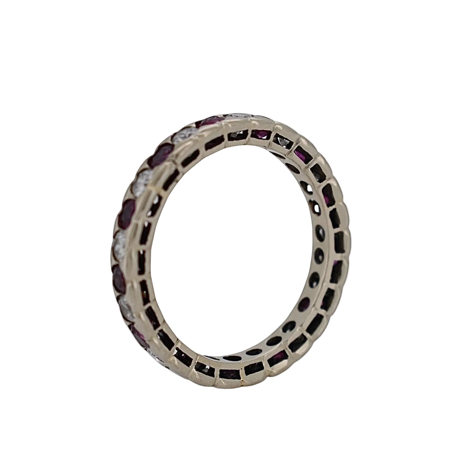Bague Alliance en or blanc, rubis et diamants