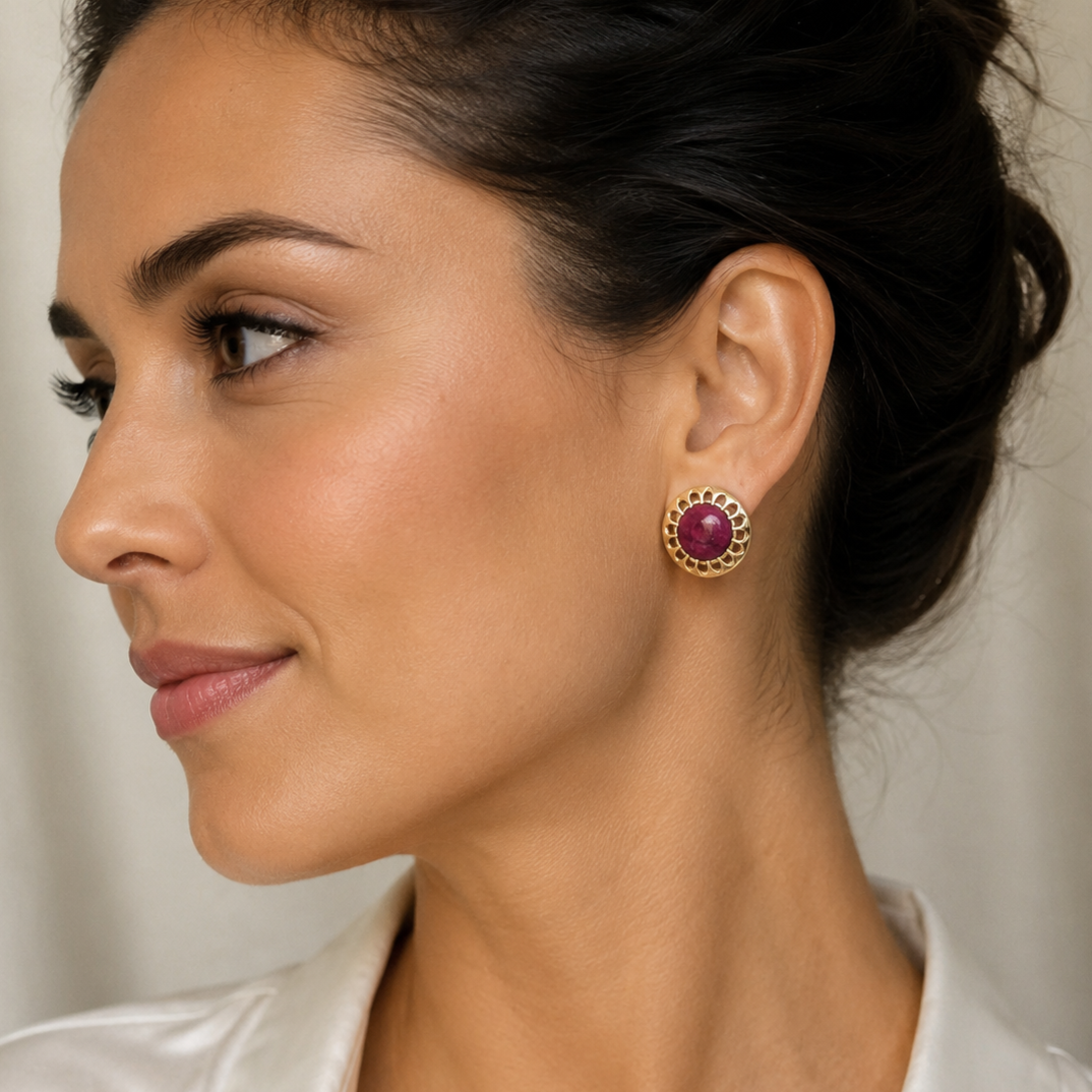 Boucles d'oreilles Clips en or jaune et rubis