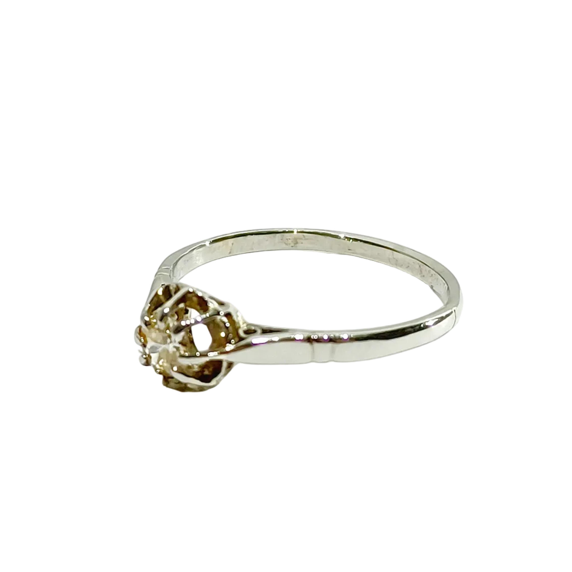 Bague Solitaire en or blanc et diamants