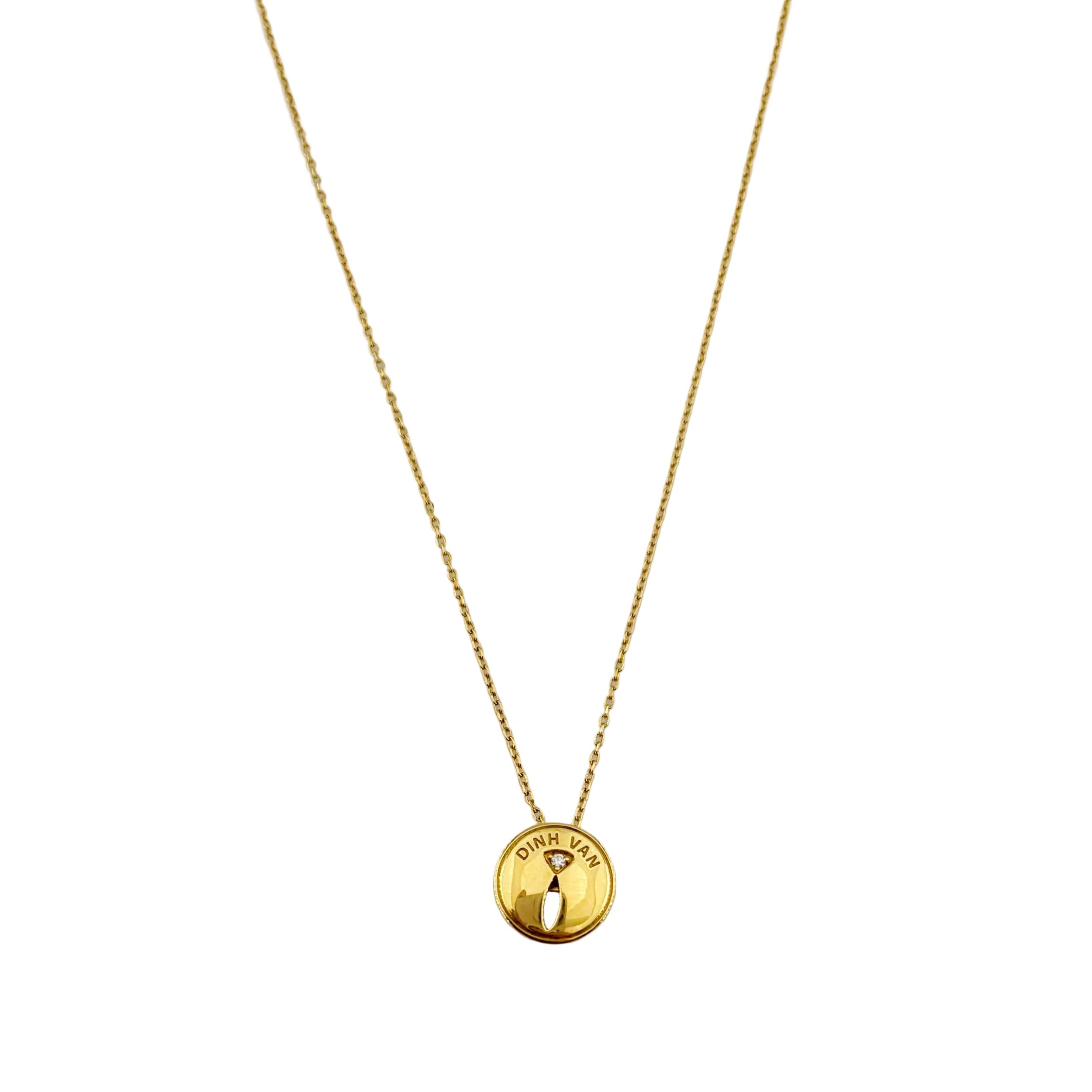 Collier Pendentif DINH VAN "Punaise" en or jaune et diamant