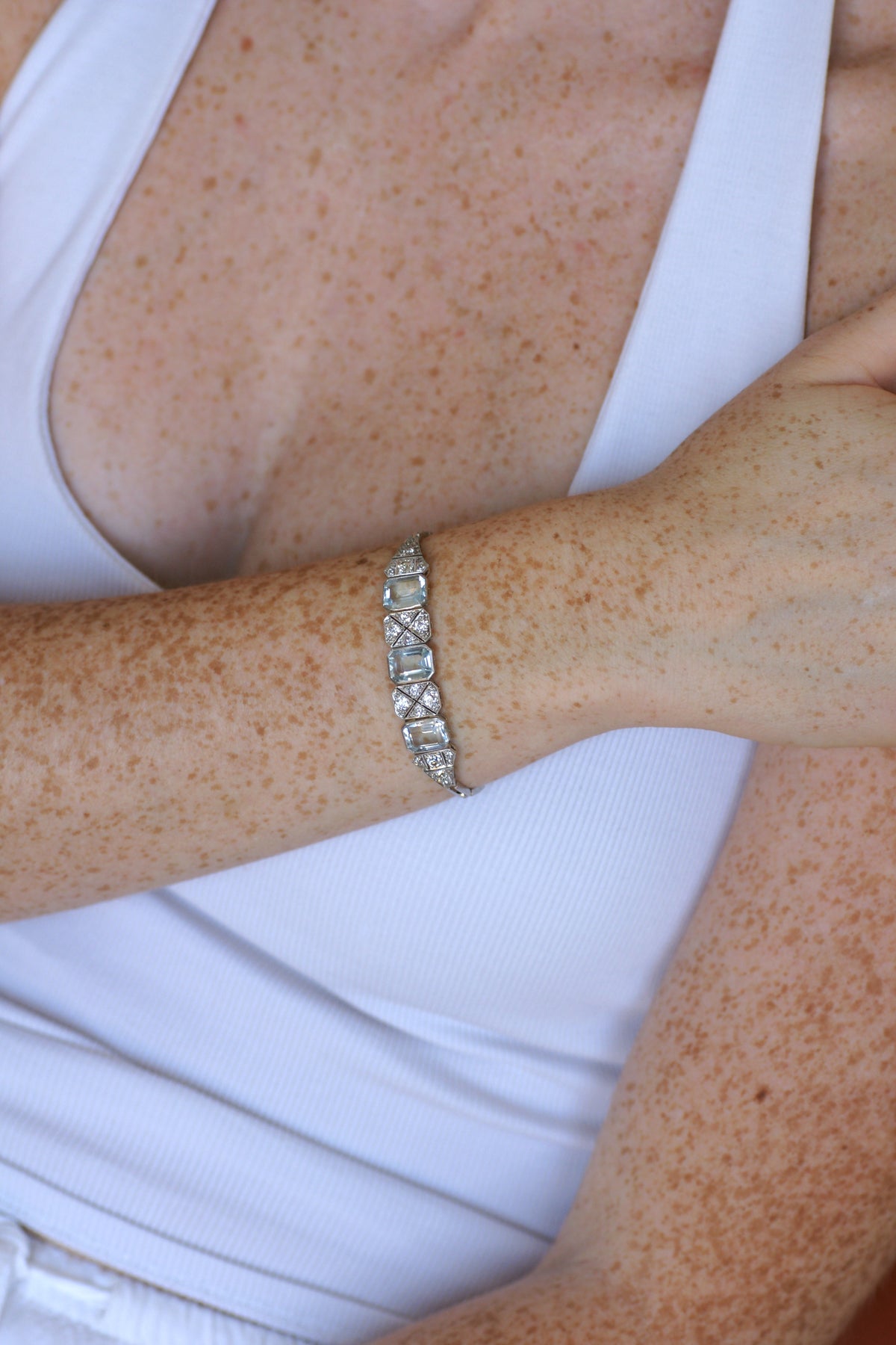 Bracelet en or blanc, aigues-marines et diamants
