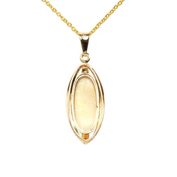 Pendentif en or jaune et opale