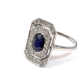 Bague Entourage en or blanc, saphir et diamants