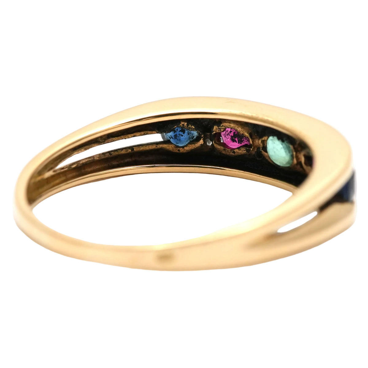 Bague en or jaune, émeraude, rubis, saphirs et diamants