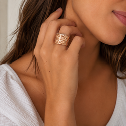 Bague Bandeau POMELLATO "Cocco" en or rose et diamants