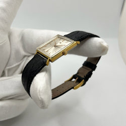 Montre JAEGER-LECOULTRE Vintage Carrée plaqué or, argent, acier et cuir