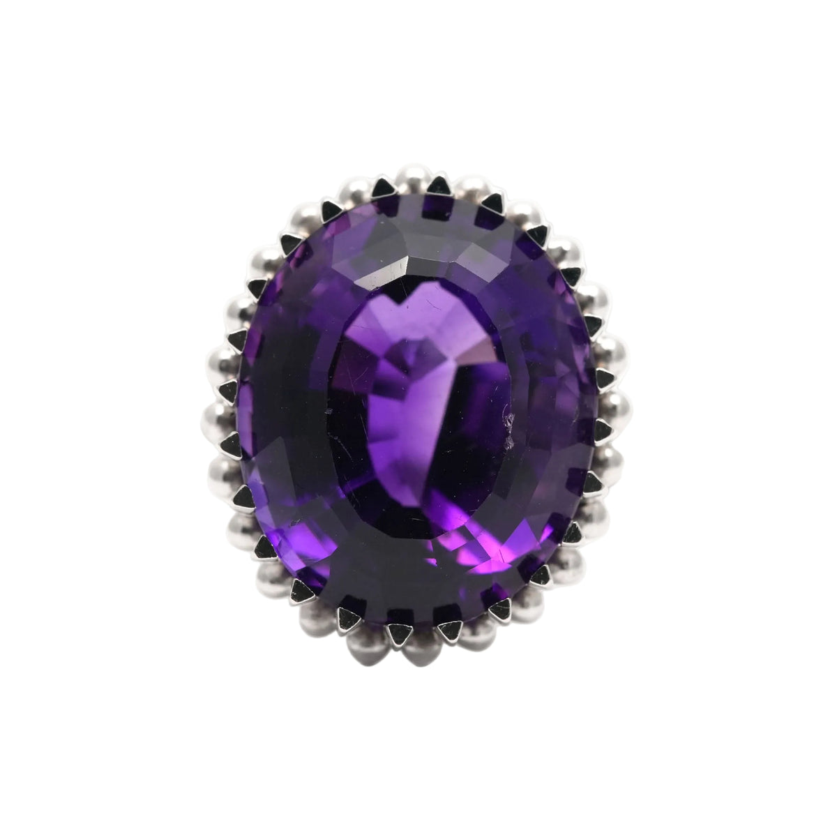 Bague Cocktail en or blanc et améthyste