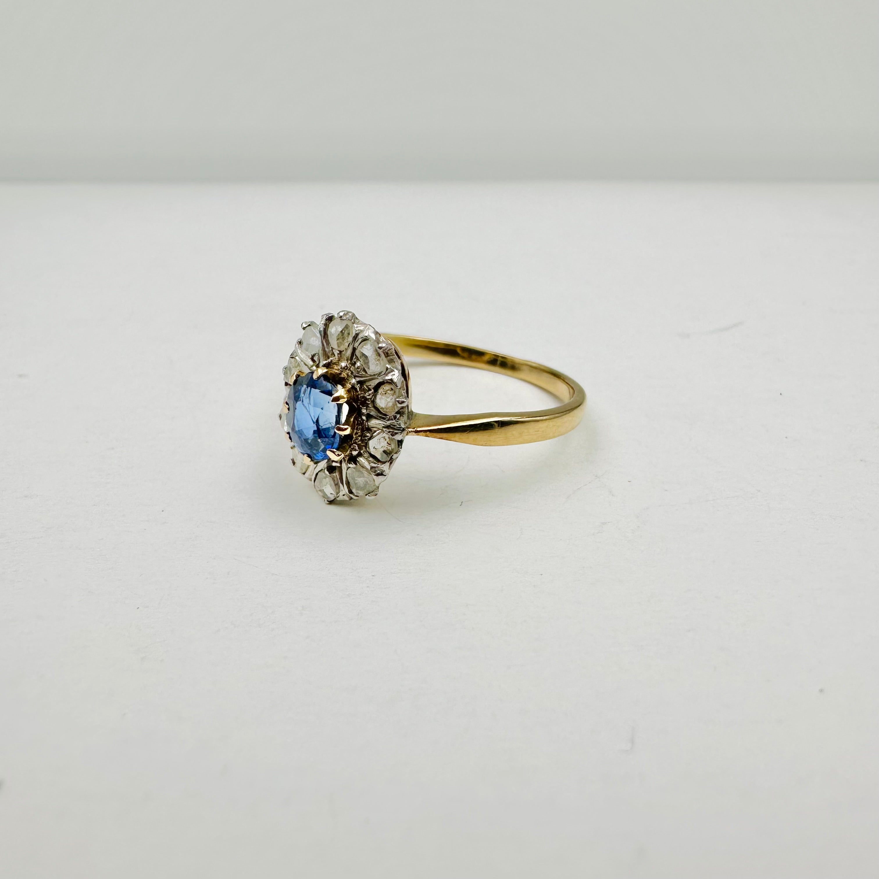 Bague Marguerite en or jaune, or blanc, saphir et diamants